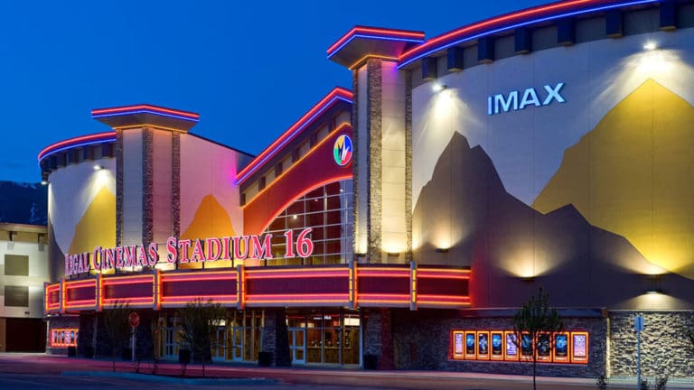 Regal 16 IMAX Cinema Tikahtnu